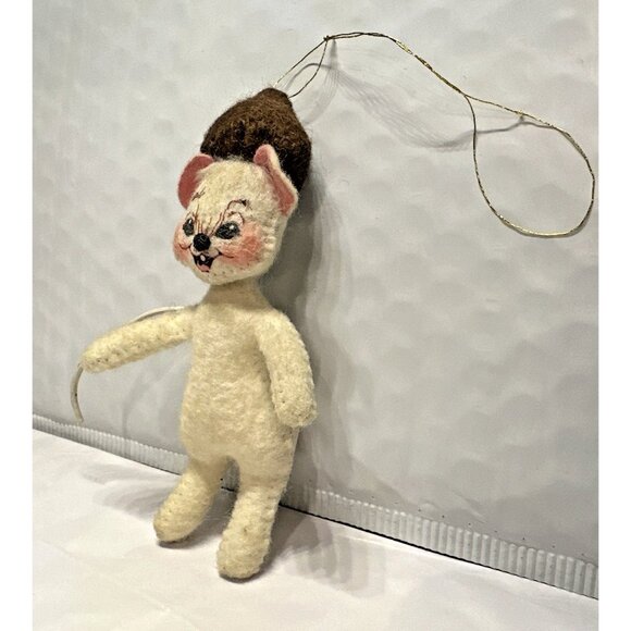 Annalee Christmas Mouse With Acorn Felt Hanging Ornament 5" Posable 2001 Vintage - Picture 3 of 7